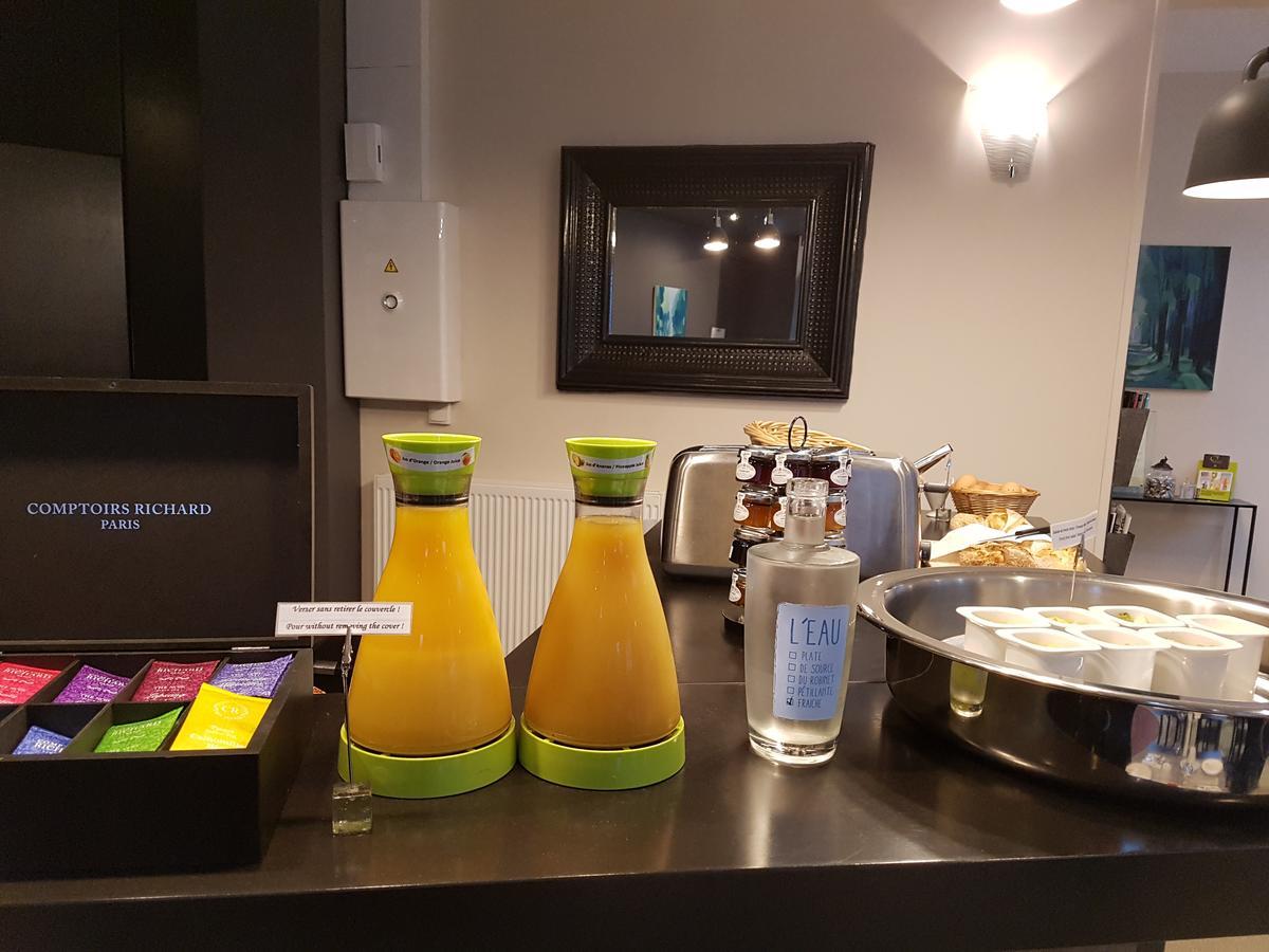 Logis Hotel - Le Petit Bellon Senlis  Ngoại thất bức ảnh